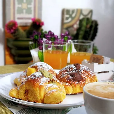 Palermit'amo Bed & Breakfast 4*