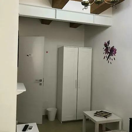 Palermit'amo Bed and Breakfast 4*